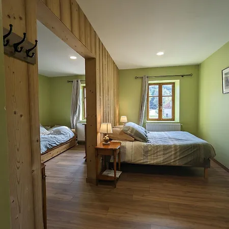 Familiale Climatisee Avec Acces Jardin - Fr-1-589-663